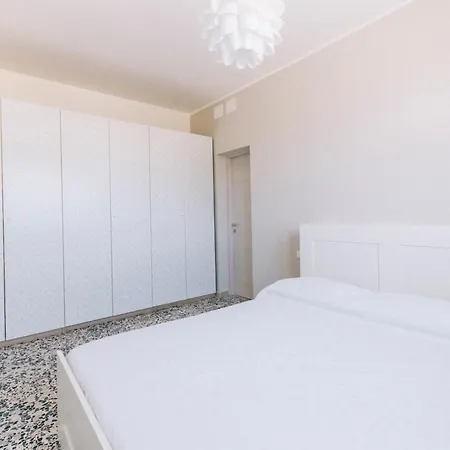 בית נופש Targia House *